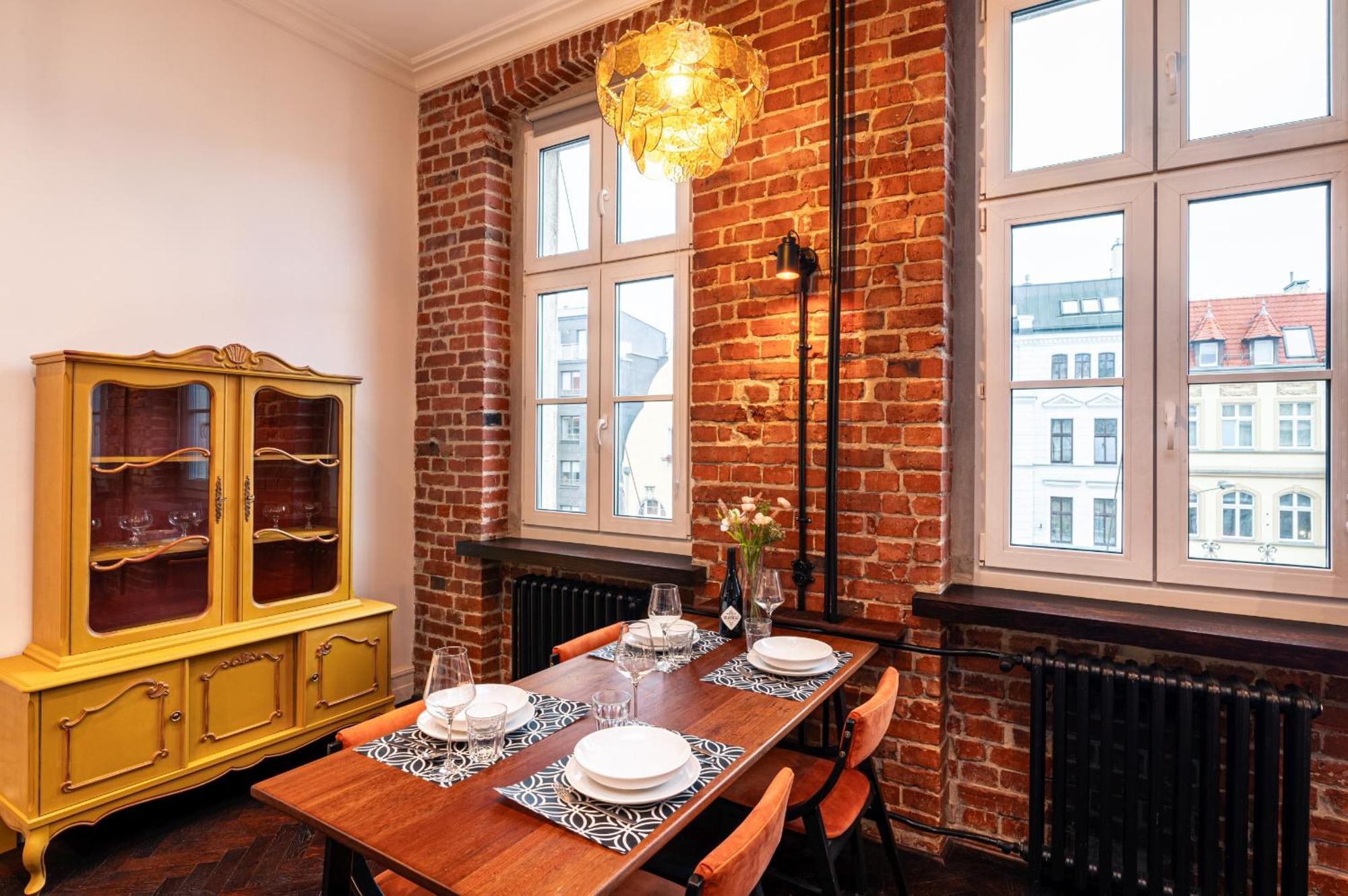 Apartament Dubois - 62m2, Workspace, Ac - By Rentujemy