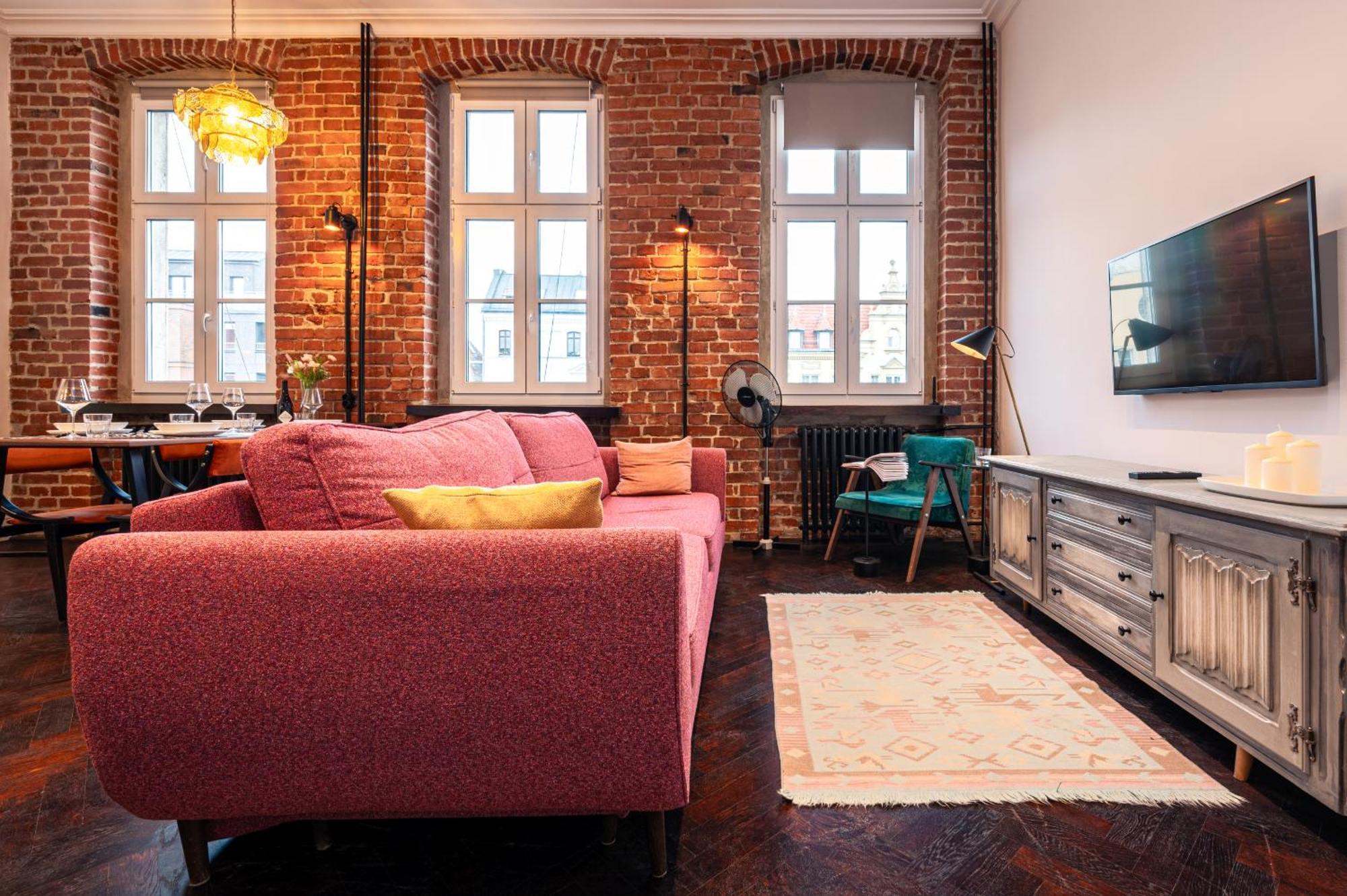 Dubois - 62m2, Workspace, Ac - By Rentujemy Wroclaw